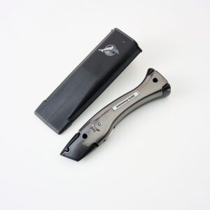 Delphin Knife Matt Black Candy Black